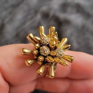 Vintage Ring Gold Plated Articulated With White Stones Sz 6.5